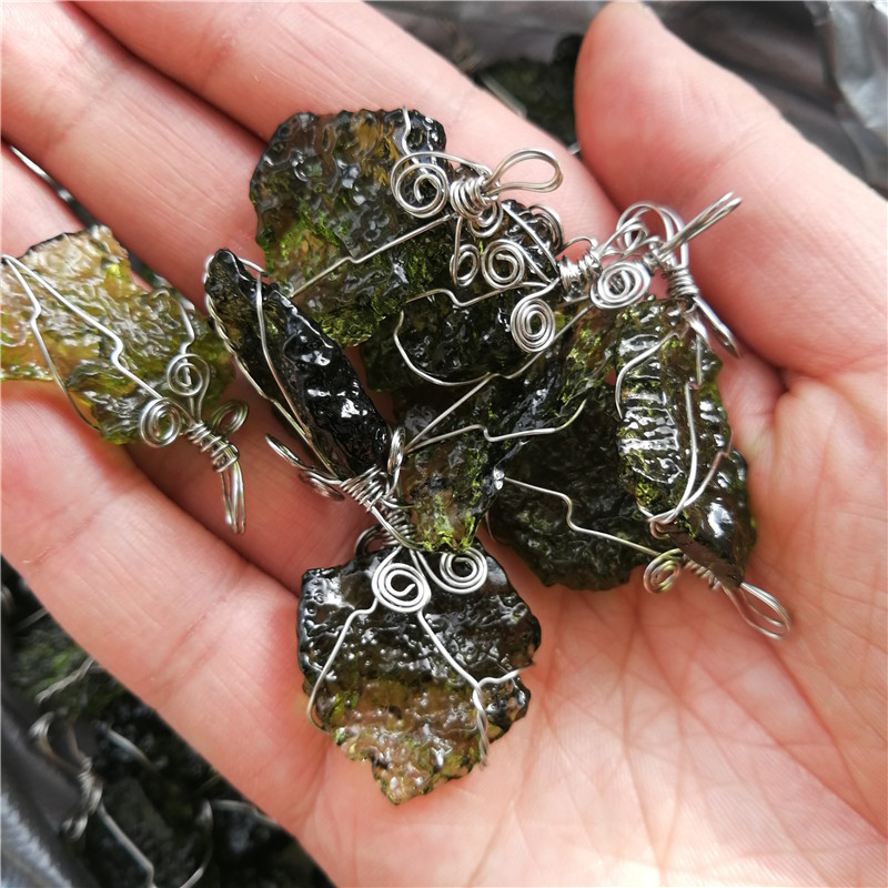 1개 핫세일 A++ 천연 몰다바이트 그린 에어로라이트  - Crystal Pendant Necklace Natural Stone 리뷰 및 가격